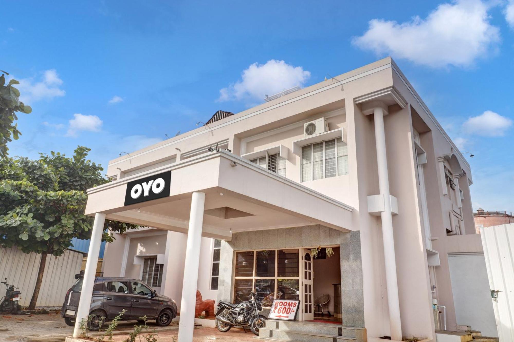 Spot On Ganga Yatri Nivas Hotel Gundlupet Buitenkant foto