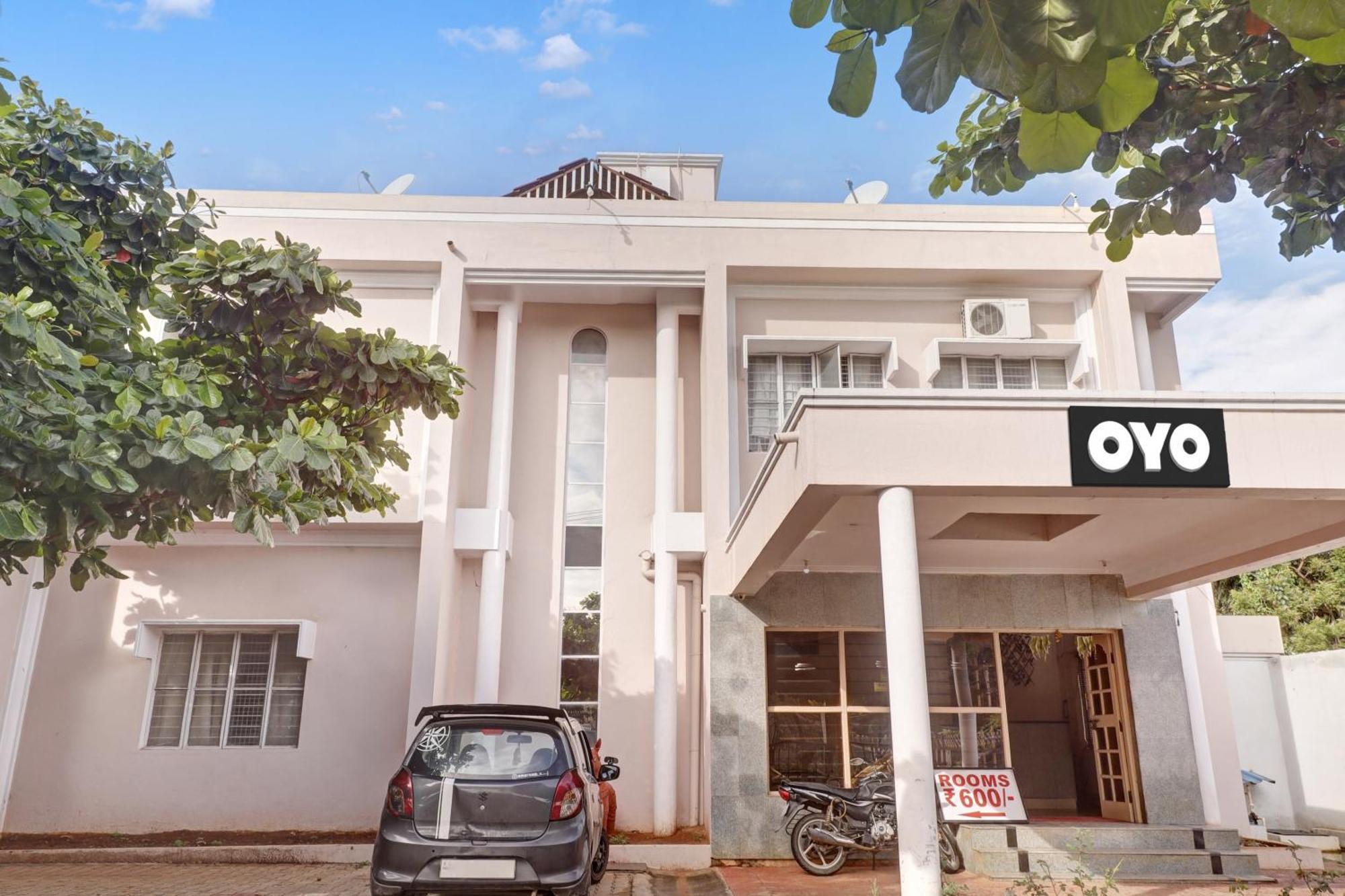 Spot On Ganga Yatri Nivas Hotel Gundlupet Buitenkant foto